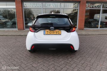 Voertuigafbeelding 7