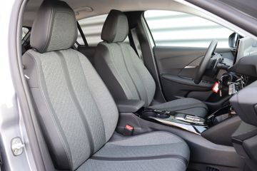 Voertuigafbeelding 16