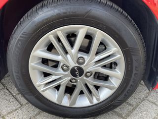 Voertuigafbeelding 4