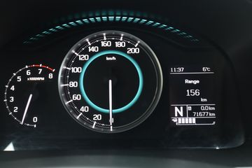 Voertuigafbeelding 6