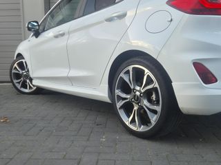 Voertuigafbeelding 9