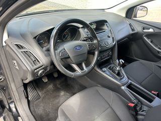 Voertuigafbeelding 12