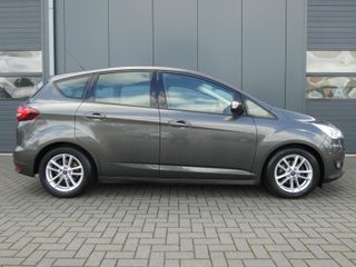 Voertuigafbeelding 3