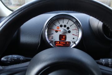 Voertuigafbeelding 16