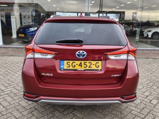 Voertuigafbeelding 6