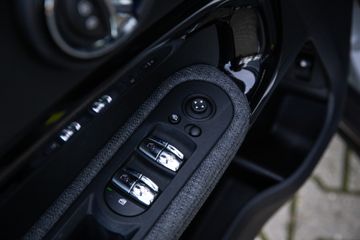 Voertuigafbeelding 23