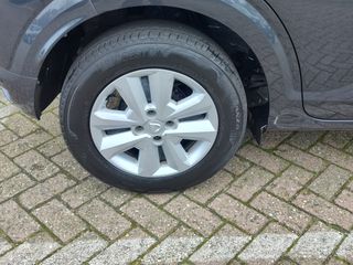 Voertuigafbeelding 32