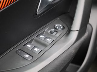 Voertuigafbeelding 25