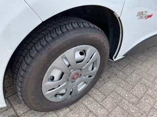 Voertuigafbeelding 13