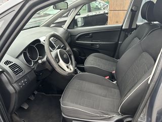 Voertuigafbeelding 4