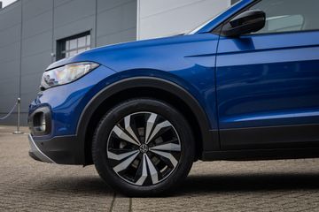 Voertuigafbeelding 8