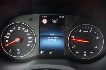 Voertuigafbeelding 18