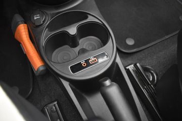 Voertuigafbeelding 25