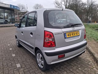 Voertuigafbeelding 3