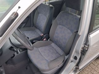 Voertuigafbeelding 7