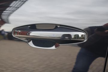 Voertuigafbeelding 7