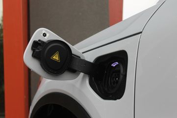 Voertuigafbeelding 6