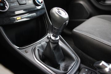 Voertuigafbeelding 19