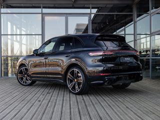 Voertuigafbeelding 6