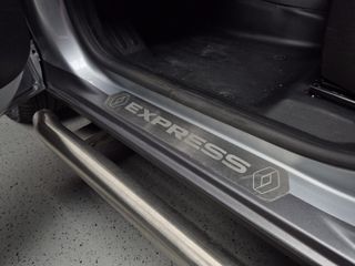 Voertuigafbeelding 26