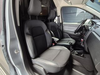 Voertuigafbeelding 5