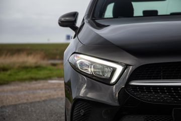 Voertuigafbeelding 4