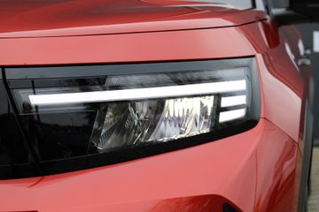 Voertuigafbeelding 13