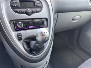 Voertuigafbeelding 11