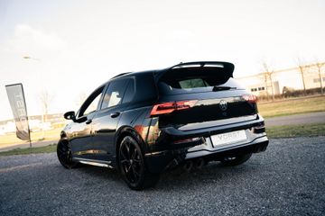 Voertuigafbeelding 8