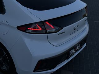 Voertuigafbeelding 9