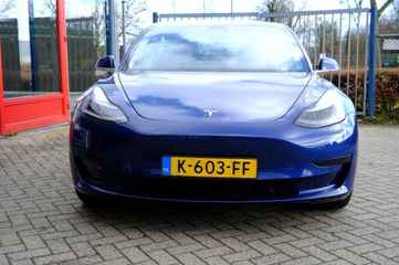 Voertuigafbeelding 6