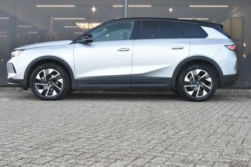 Voertuigafbeelding 2