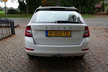 Voertuigafbeelding 3