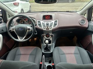 Voertuigafbeelding 11