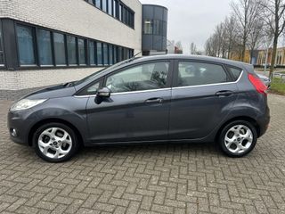 Voertuigafbeelding 6