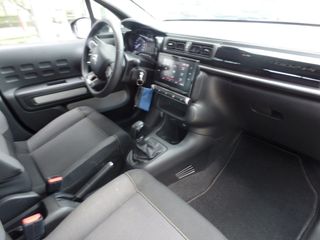 Voertuigafbeelding 12