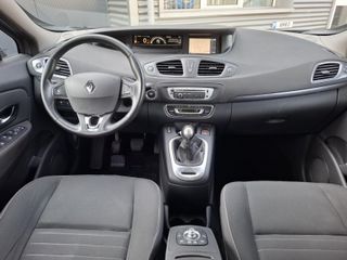 Voertuigafbeelding 10