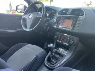 Voertuigafbeelding 17