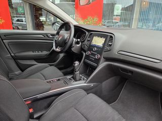 Voertuigafbeelding 11