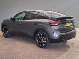 Voertuigafbeelding 4