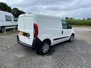 Voertuigafbeelding 2