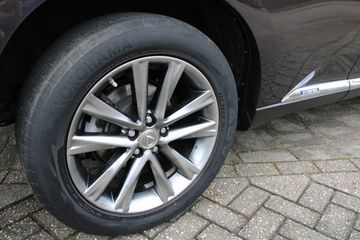 Voertuigafbeelding 4