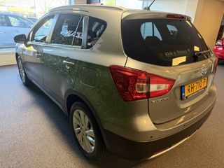 Voertuigafbeelding 3