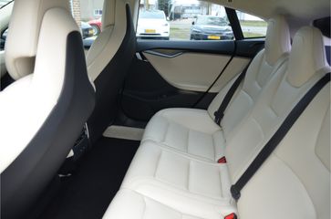 Voertuigafbeelding 11