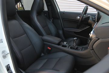 Voertuigafbeelding 10