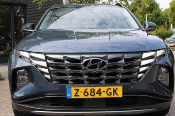 Voertuigafbeelding 6