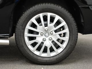 Voertuigafbeelding 5