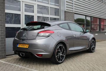 Voertuigafbeelding 4