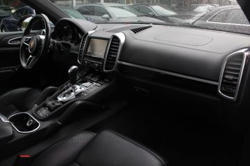 Voertuigafbeelding 12