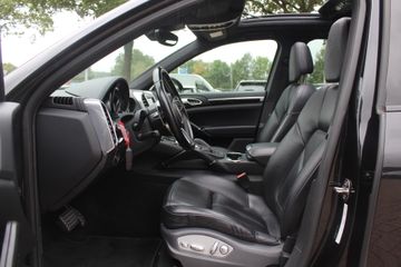 Voertuigafbeelding 9